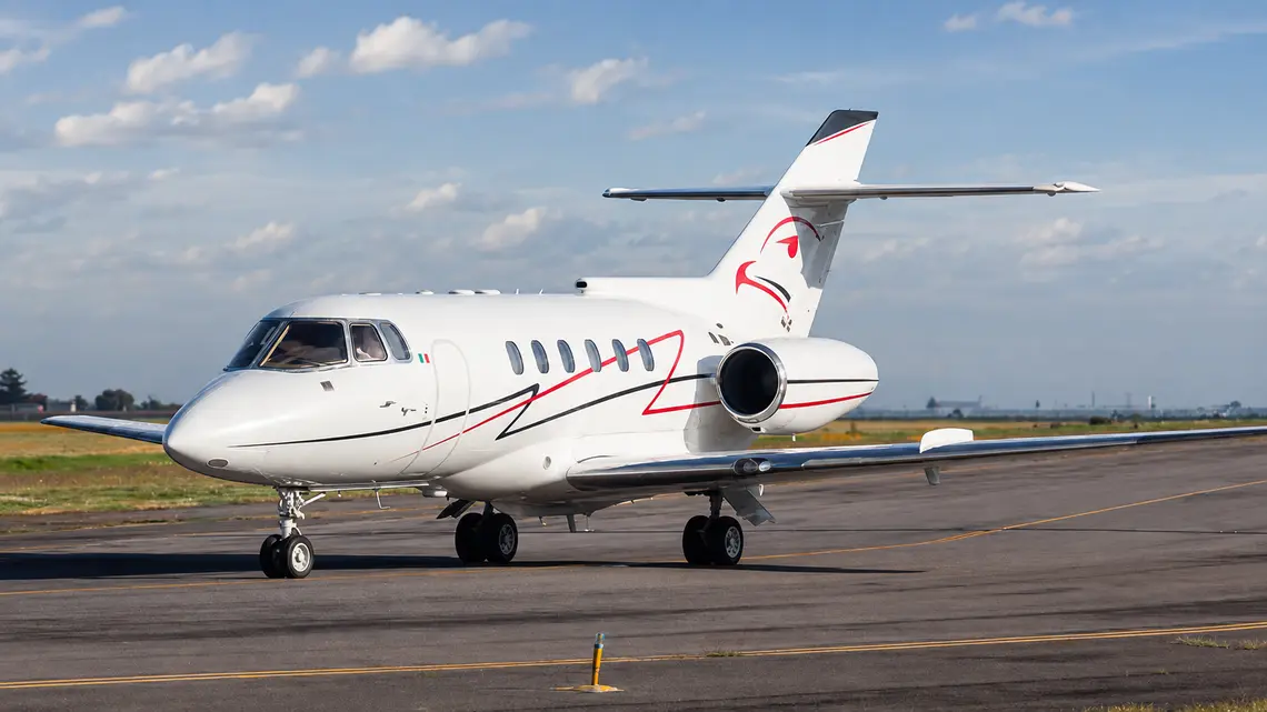 Renta de jet privado Hawker 800